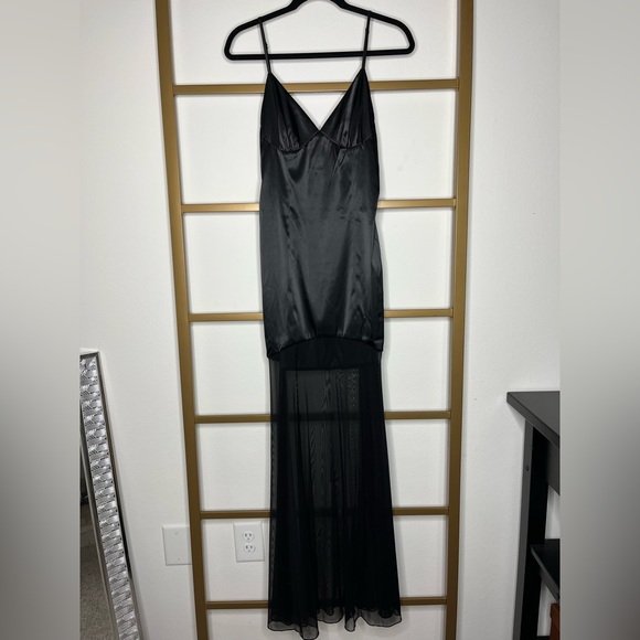 Black Mermaid Fit Gown - Picture 1 of 5